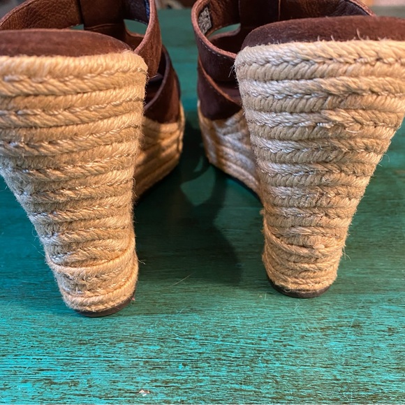UGG Brand brown suede rope wedge heels 8.5 - Picture 3 of 6